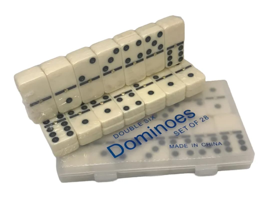 Dominó Estuche Plástico 28 Pza 17X10CM